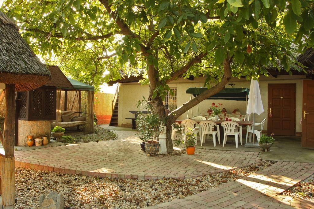 Natura Vendégház Pazmand Exteriér fotografie