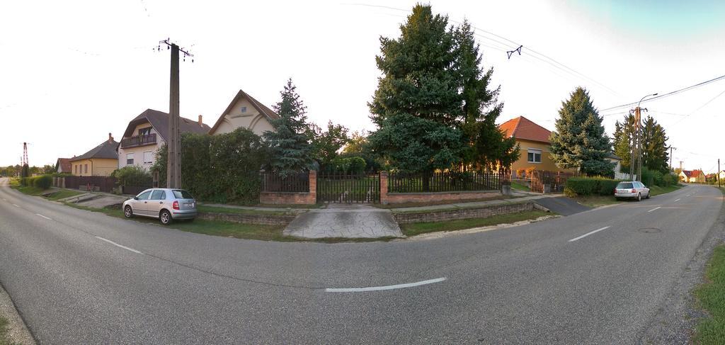 Natura Vendégház Pazmand Exteriér fotografie