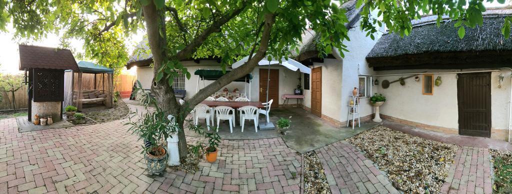 Natura Vendégház Pazmand Exteriér fotografie